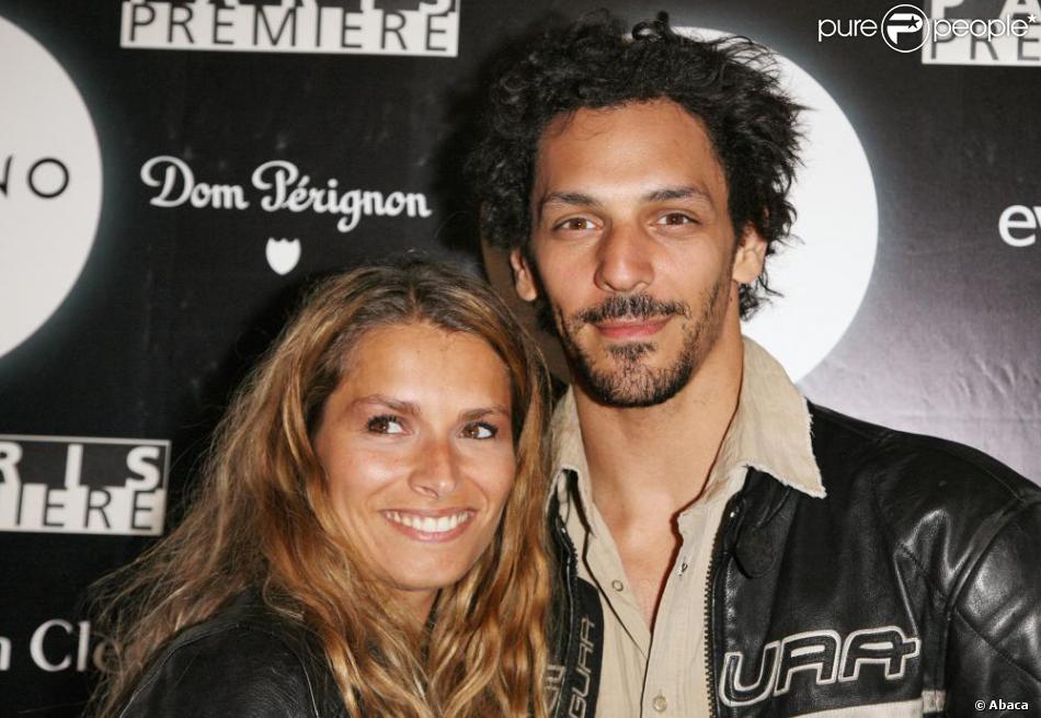 Tomer Sisley et sa compagne Julie, lors du Festival de Cannes en 2007. Purepeople Tomer Sisley et sa compagne Julie, lors du Festival de Cannes en 2007. Purepeople