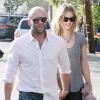 Jason Statham et Rosie Huntington-Whiteley : promenade en amoureux à Beverly Hills le 5 février 2011