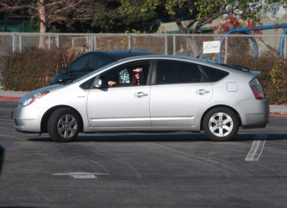Julia Roberts va chercher son fils Henry Daniel à l'école, le 28 janvier 2011, à Los Angeles