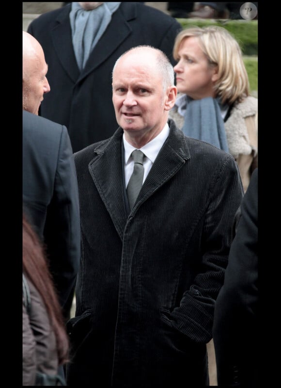 Christophe Girard lors des obsèques de Maria Schneider en l'église de Saint-Roch à Paris le 10 février 2011