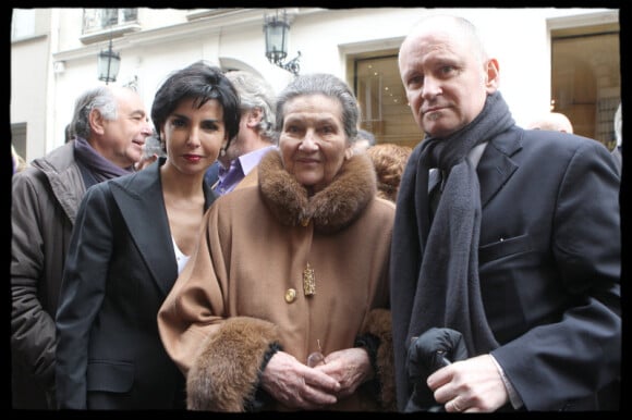 Rachida Dati, Simone Veil et Christophe Girard lors de l'inauguration de la plaque César rue de Grenelle à Paris le lundi 14 février 2011