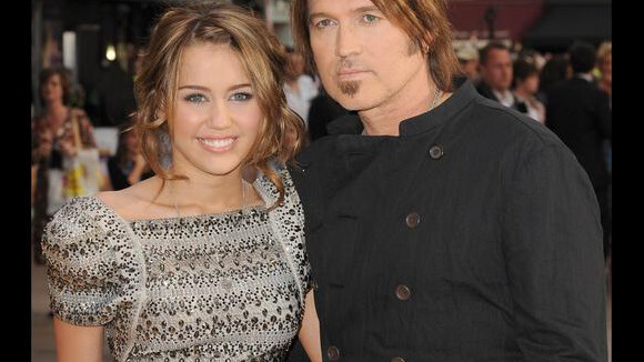 Billy Ray Cyrus : "J'ai peur pour Miley. Elle pourrait être mise en danger !"