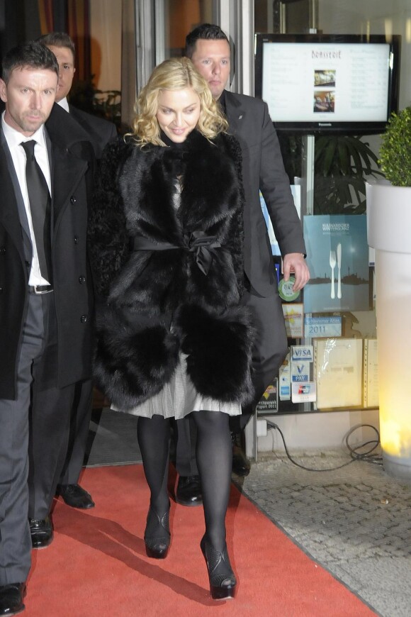 Madonna et son nouveau chéri Brahim Zaibat sont en virée à Berlin, le 13 février 2011