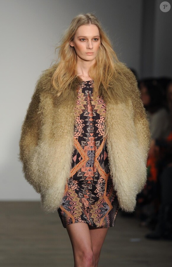 Le défilé Matthew Williamson durant la Fashion Week de Londres, le 20 février 2011.