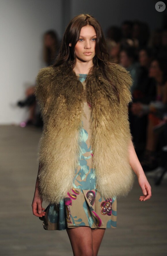 Le défilé Matthew Williamson durant la Fashion Week de Londres, le 20 février 2011.
