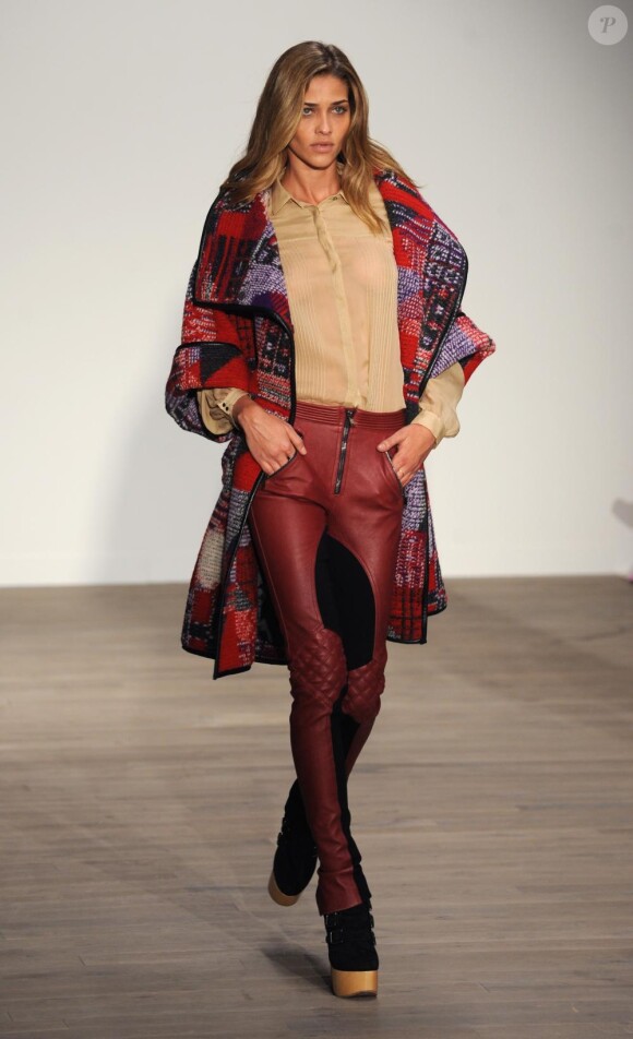 Le défilé Matthew Williamson durant la Fashion Week de Londres, le 20 février 2011.