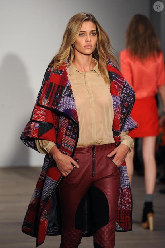 Le défilé Matthew Williamson durant la Fashion Week de Londres, le 20 février 2011.