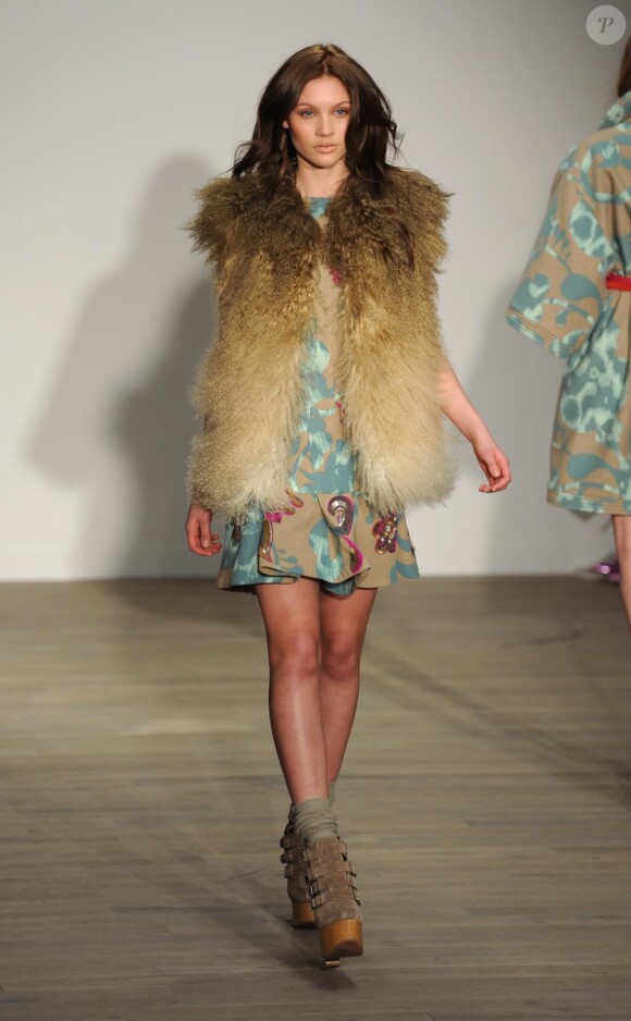Le défilé Matthew Williamson durant la Fashion Week de Londres, le 20 février 2011.