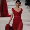 Leïla serait parfaite dans une robe drapée Elie Saab, longue, parfaite pour le tapis rouge.