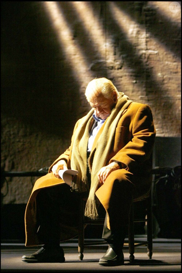 Michel Galabru dans Les chaussettes opus 124, au Théâtre des Mathurins, le 15 septembre 2007