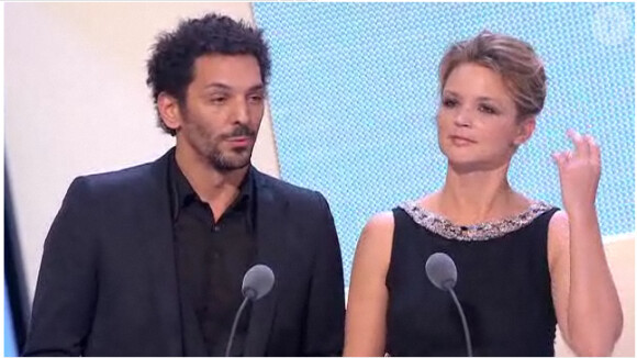 Le César du Meilleur film étranger est remis par Tomer Sisley et Virginie Efira, lors de la 36e nuit des César, vendredi 25 février 2011.