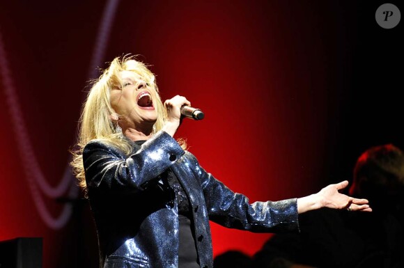 Véronique Sanson sur scène à l'Olympia, à Paris, le 1er mars 2011