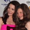 Kristin Davis et sa filleule lors du 25e anniversaire des Genesis Awards, le 19 mars 2011, à Los Angeles.