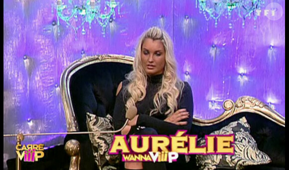 Aurélie est l'une des Wanna-VIP. 