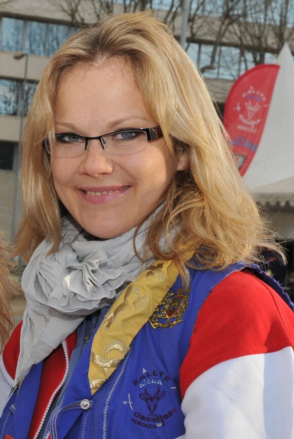Natalia Dinge Sklenarikova au coup d'envoi du Rallye des Gazelles 2011, le 19 mars 2011, à Sète.