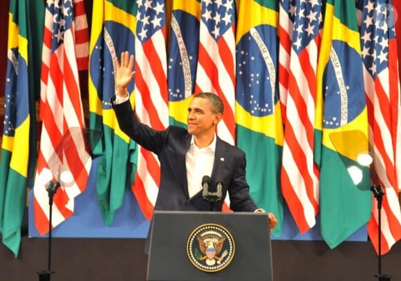 Barack Obama et sa famille lors de leur tournée officielle en Amérique latine. Ici, au Brésil, le
