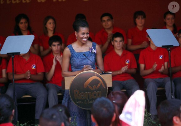 Michelle Obama lors de sa visite dans une école chilienne. Le 21 mars 2011