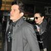Miranda Kerr et Orlando Bloom à l'aéroport Roissy-Charles de Gaulle, à Paris, retournent à Los Angeles. 5 mars 2011