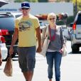 Reese Witherspoon et son fiancé Jim Toth à Los Angeles en septembre 2010 