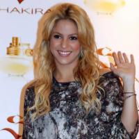 Shakira officialise avec Gerard Piqué, son "rayon de soleil" !