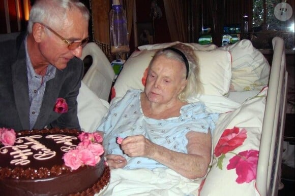 Zsa Zsa Gabor lors de son 94e anniversaire, le 6 février 2011, à Los Angeles.