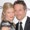 Michael Vartan et sa fiancée Lauren Skaar posent lors d'une soirée à Los Angeles en février 2011