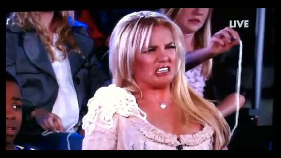 Britney Spears : Couverte de soupe de nouilles aux Kids' Choice Awards !
