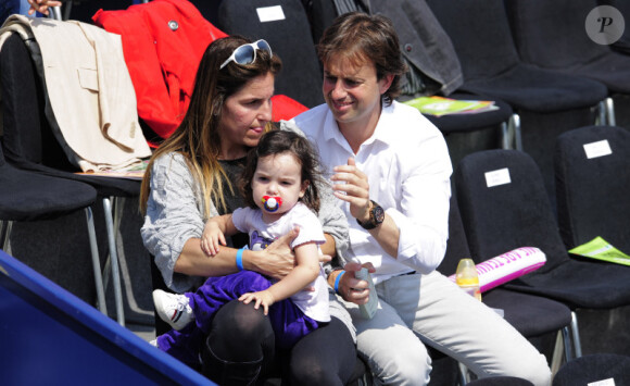 Arantxa Shanchez Vicario avec sa fille Arantxa et son mari Josep Santacana à Lerida en Espagne, le 16 avril 2011