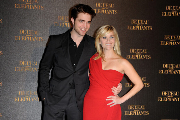 Robert Pattinson et Reese Witherspoon lors de l'avant-première à Paris du film De l'eau pour les éléphants le 28 avril 2011