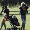 Gwen Stefani et ses deux enfants Zuma et Kingston à Londres. 3 mai 2011