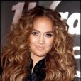 Jennifer Lopez présente son nouvel album Love au Hard Rock Cafe à Hollywood en mai 2011 