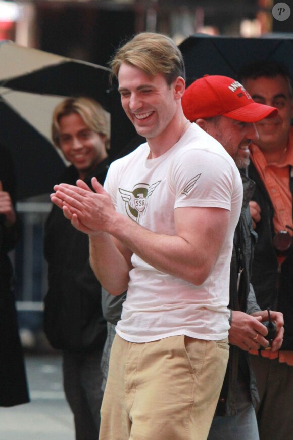 Chris Evans à l'occasion du tournage de Avengers, en avril 2011, à New York.