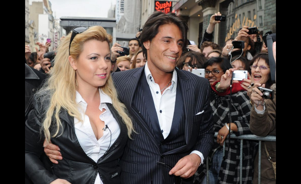 Photo Cindy et Giuseppe lors d une s ance de d dicace Paris