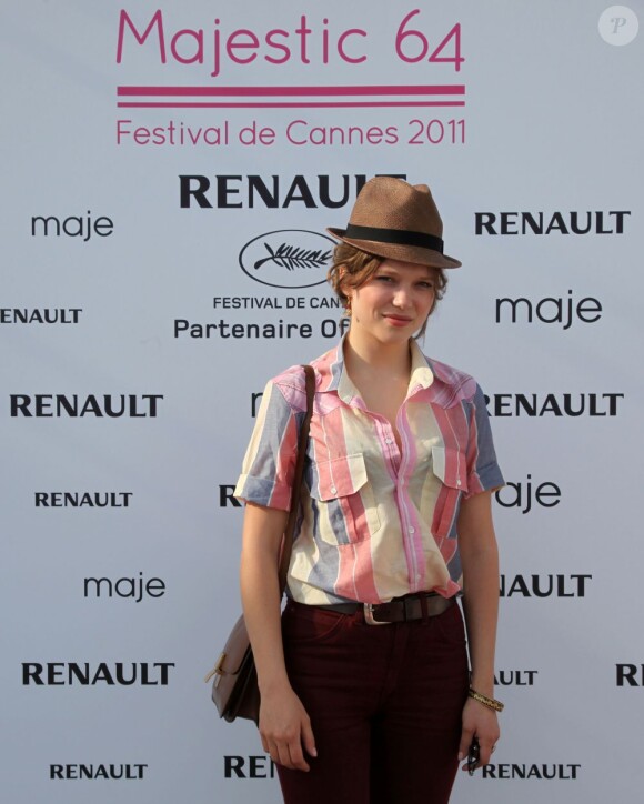 Léa Seydoux sur la plage du Majestic 64 à Cannes le 12 mai 2011