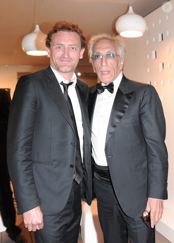Jean-Paul Rouve et Gérard Darmon lors de la soirée organisée par IWC le 15 mai 2011 à Cannes