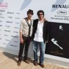 Tahar Rahim et Ismael Ferroukhi sur la plage du Majestic 64 à Cannes le 19 mai 2011