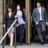 Anne Sinclair et Camille Strauss-Kahn sortent du tribunal de Manhattan, où DSK vient d'apprendre que sa liberté sous caution était acceptée, le 19 mai 2011