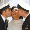 Dame Shirley Bassey s'acquittait le 21 mai 2011, à Southampton, de son rôle de marraine du nouveau navire des Croisières P&O. C'est avec charme et bon humeur qu'elle a baptisé le MS Adonia.