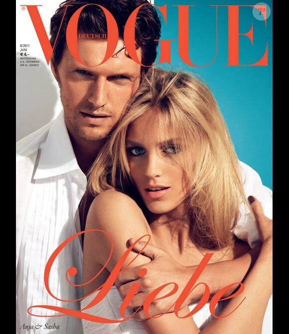 Anja Rubik et son compagnon le top Sasha Knezevic font la couverture du Vogue allemand en juin 2011