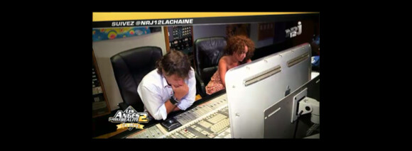 Monia et le producteur Johnny Williams durant l'aventure Les Anges de la télé-réalité 2 : Miami Dreams le 26 mai 2011