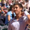 Maxime Teixeira, 22 ans et nouveau venu dans le top 200 de l'ATP, n'a rien pu contre Roger Federer, au deuxième tour de Roland-Garros, le 25 mai 2011. Mais il a vécu une drôle d'expérience.