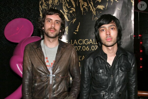 Gaspard Augé et Xavier de Rosnay forment le duo Justice. Ici à Paris, le 14 mai 2007.