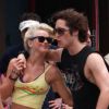 Julianne Hough et Diego Bonita sur le tournage de Rock of Ages le 23 mai 2011 : l'amour sur des rollers