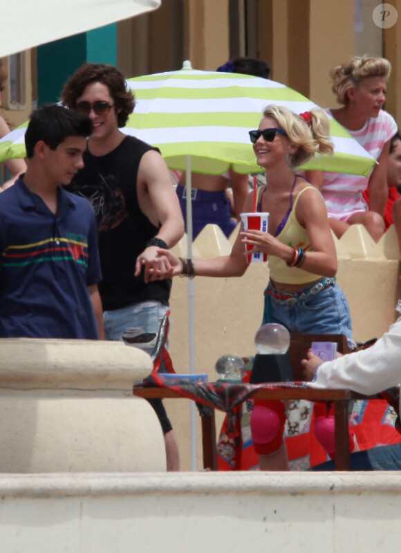 Julianne Hough et Diego Bonita sur le tournage de Rock of Ages le 23 mai 2011
