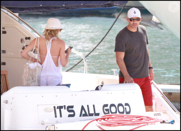LeAnn Rimes et Eddie Cibrian en voyage de noces à Cabo San Lucas, au Mexique, le 26 mai 2011