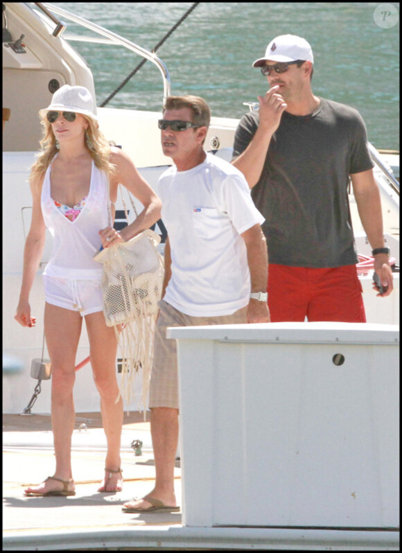 LeAnn Rimes et Eddie Cibrian en voyage de noces à Cabo San Lucas, au Mexique, le 26 mai 2011