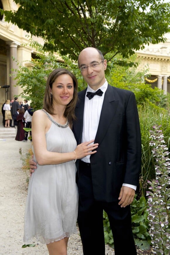 Pour sa troisième édition, la soirée de gala annuelle de la marque Longines, donnée samedi 4 juin 2011 en marge de Roland-Garros, récompensait Jim Courier, en présence de Bernard Werber et Isabelle Smets.