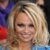 Pamela Anderson est radieuse depuis qu'elle sort avec Jon Rose