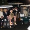 Kate Moss avec ses amies a débuté son enterrement de vie de jeune fille sur l'île de Wight en Angleterre pendant le célèbre Festival de musique. Le 10 juin 2011