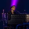 Alicia Keys se produit sur la scène du Palais des Congrès, à Paris, samedi 11 juin, pour son concert Piano & Moi.